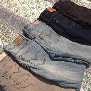 Bundle of 5 Levi’s Skinny Jeans